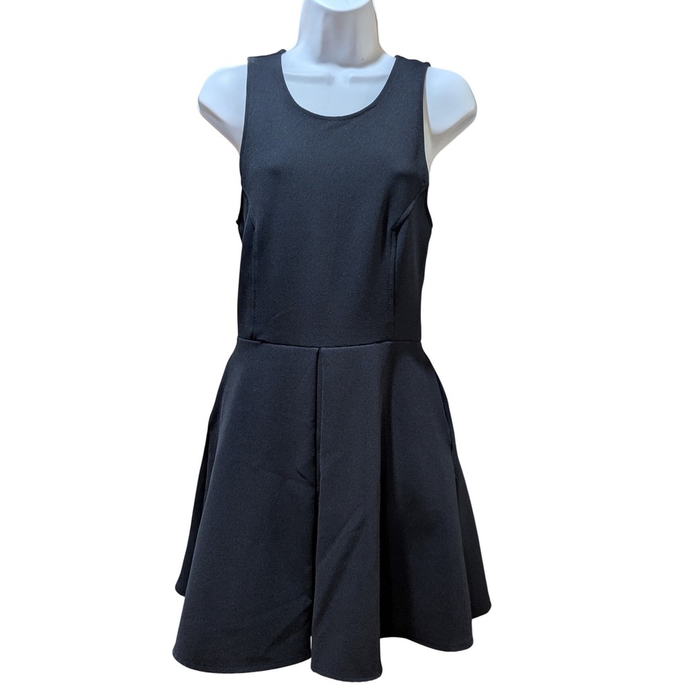 Kendall & Kylie Black Sleeveless Fit Flare Dress Open Back Diamond Cutout Size M